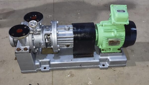 used hydraulic pump